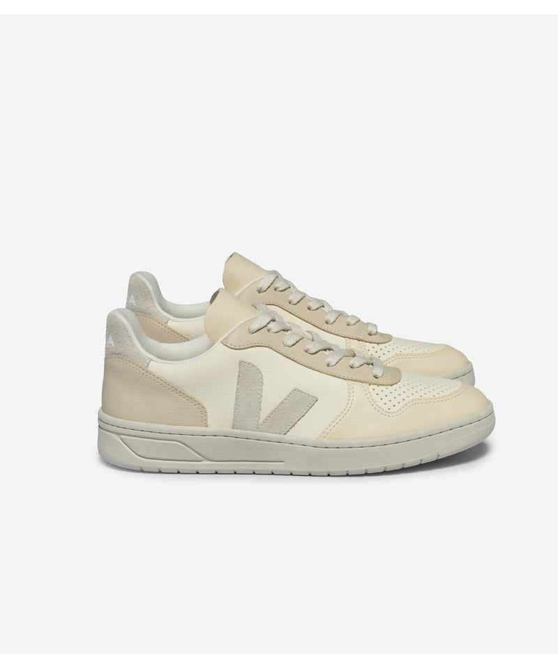 Veja Adult V-10 Chromefree Leather Multico Cashew Pierre