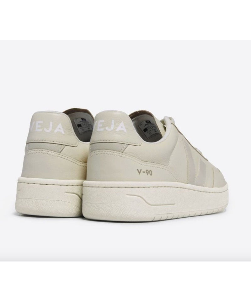 Veja Adult V 90 Leather Cashew Pierre