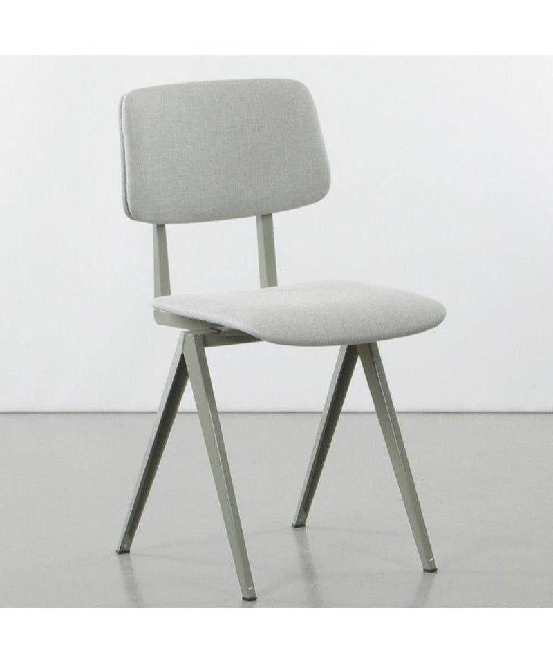 Galvanitas S16 Stoel Gestoffeerd Cementgrijs - Piquet Lightgrey 60 - Studio Play