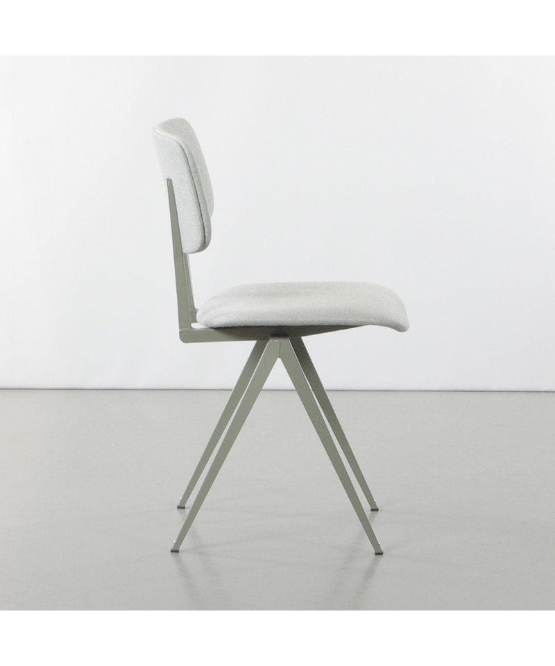Galvanitas S16 Stoel Gestoffeerd Cementgrijs - Piquet Lightgrey 60