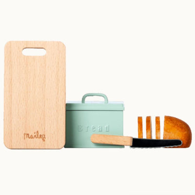 Maileg Miniature Bread Box w. Cutting Board - Studio Play