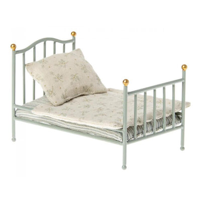 Maileg Vintage Bed Mouse Mint - Studio Play
