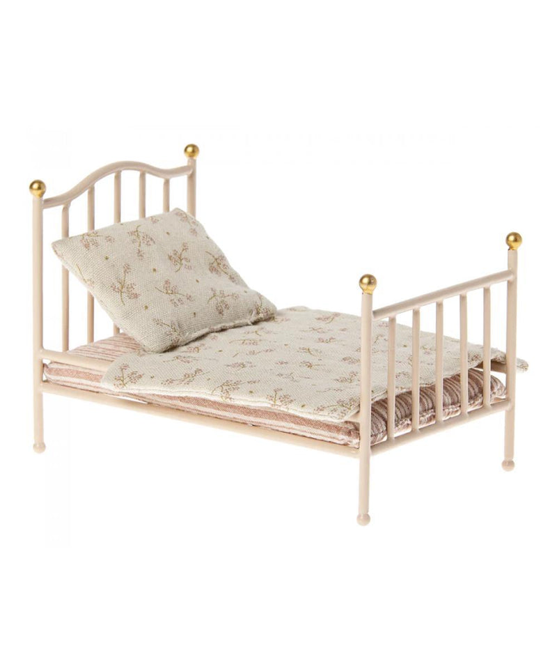 Maileg Vintage Bed Mouse Rose