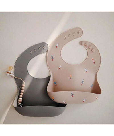 Mushie Silicone Bib - Brown Safari - Studio Play
