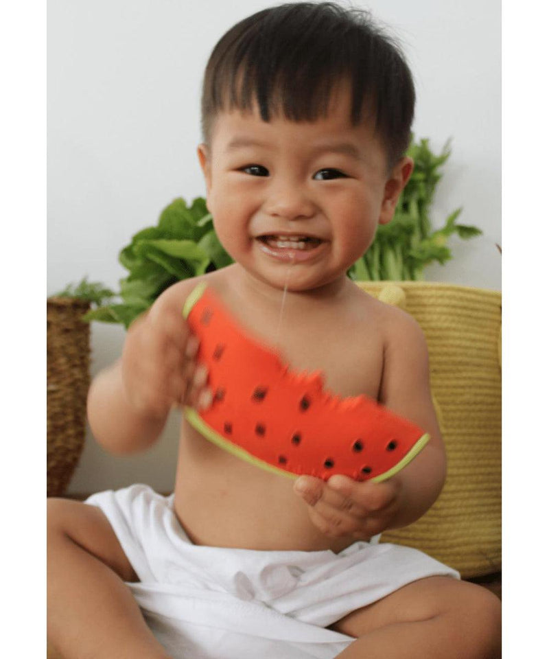 Oli & Carol Bad & Bijtspeeltje Wally The Watermelon