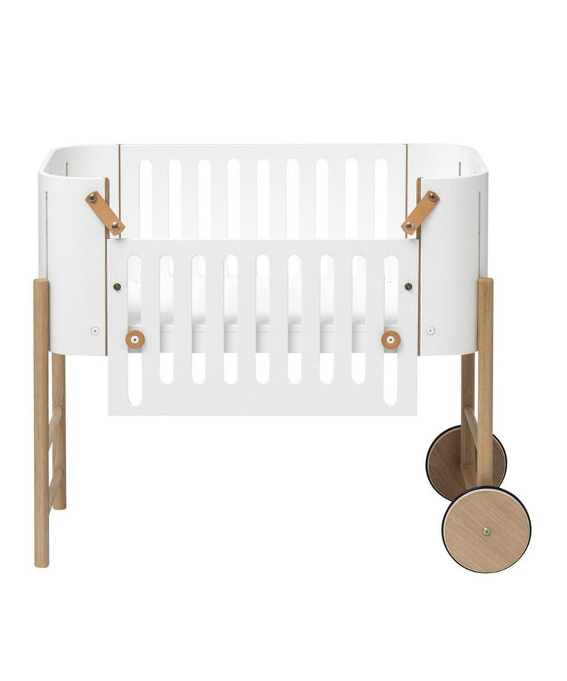 Oliver Furniture Cododo Extendible Wooden Bed With Kit White