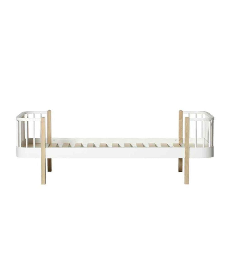 Oliver Furniture Original Bed White/Oak
