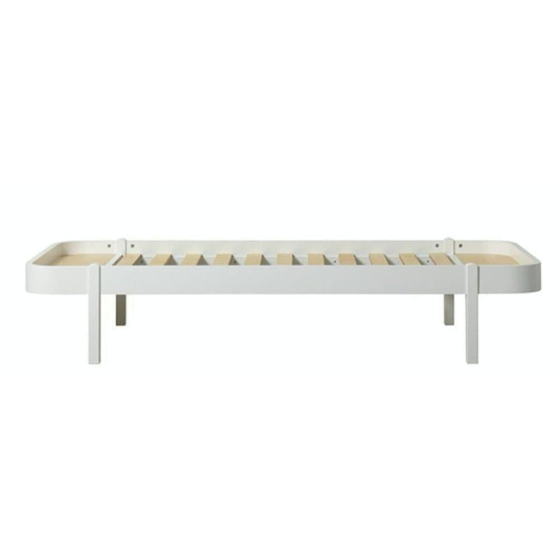 Oliver Furniture Wood Lounger Bed 90x200cm White 041564