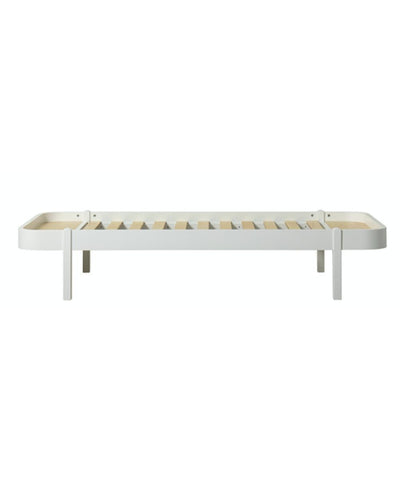 Oliver Furniture Wood Lounger White Bed 90x200cm