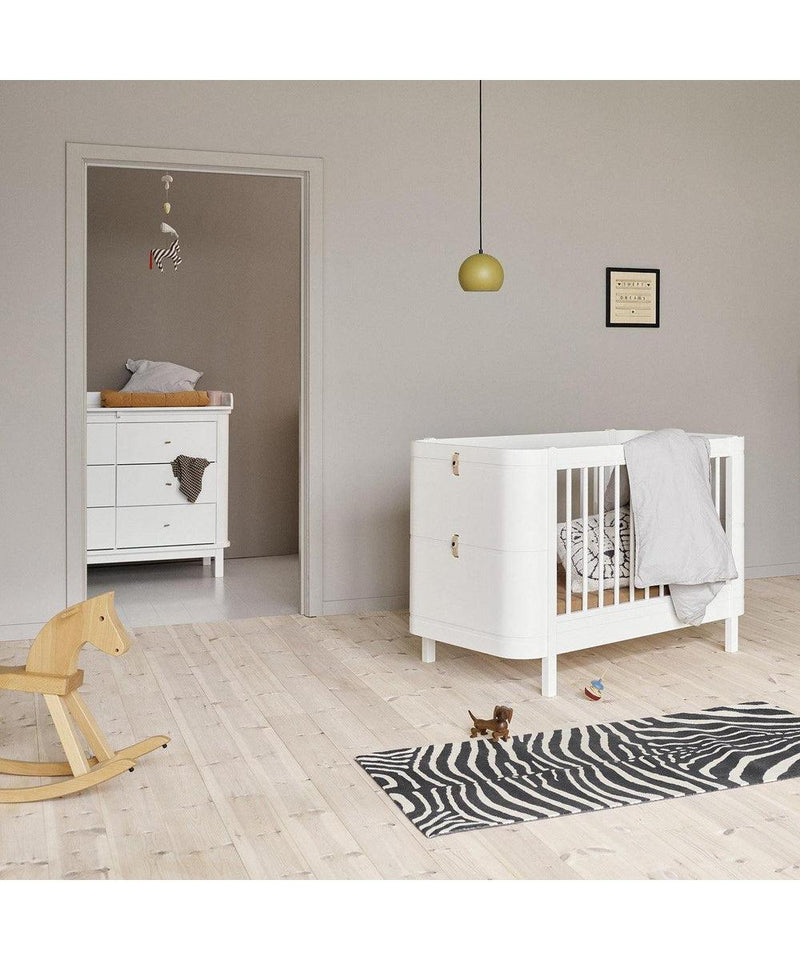 Oliver Furniture Wood Nursery Dresser 6 Drawers Large Top White