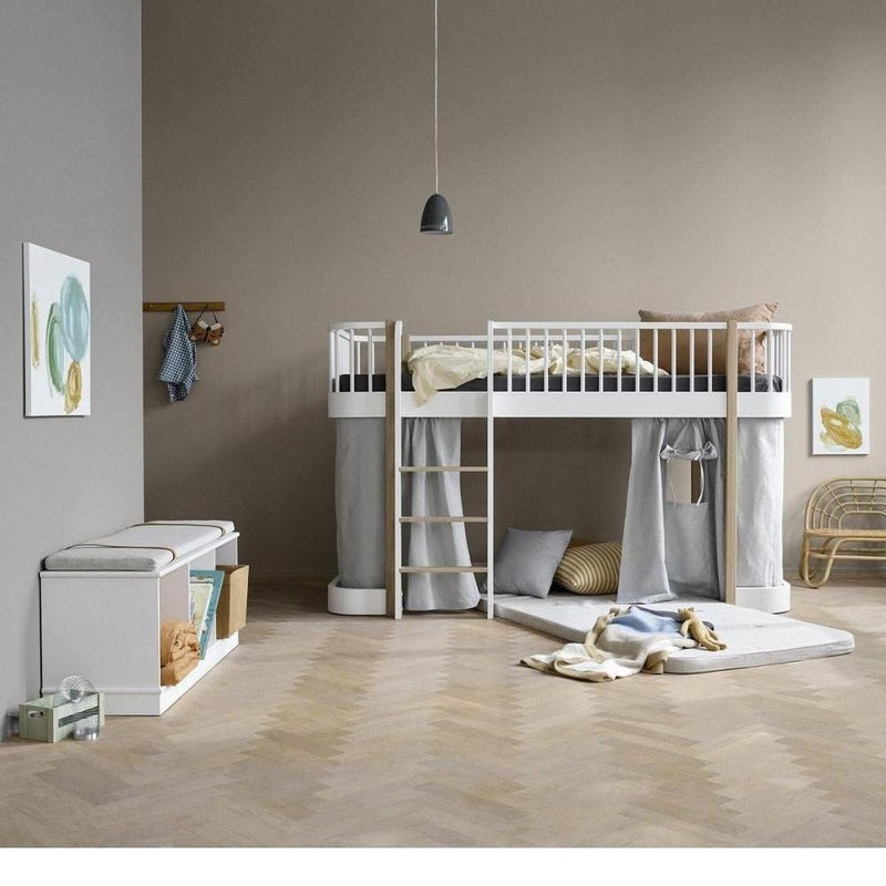 Oliver Furniture Wood Shelving Unit 3x1 with base 041335