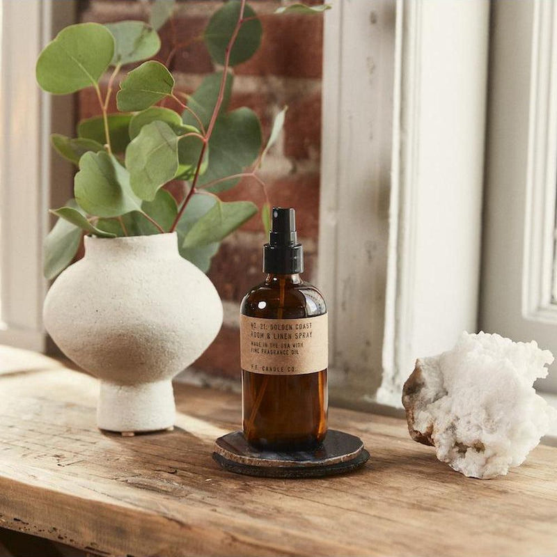 P.F. Candle Co Golden Coast Room & Linen spray 229 ml - Studio Play
