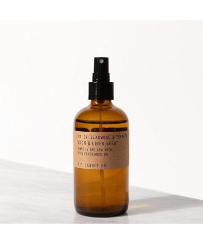 P.F. Candle Co Teakwood & Tabacco Room & Linen Spray (229 ml) - Studio Play