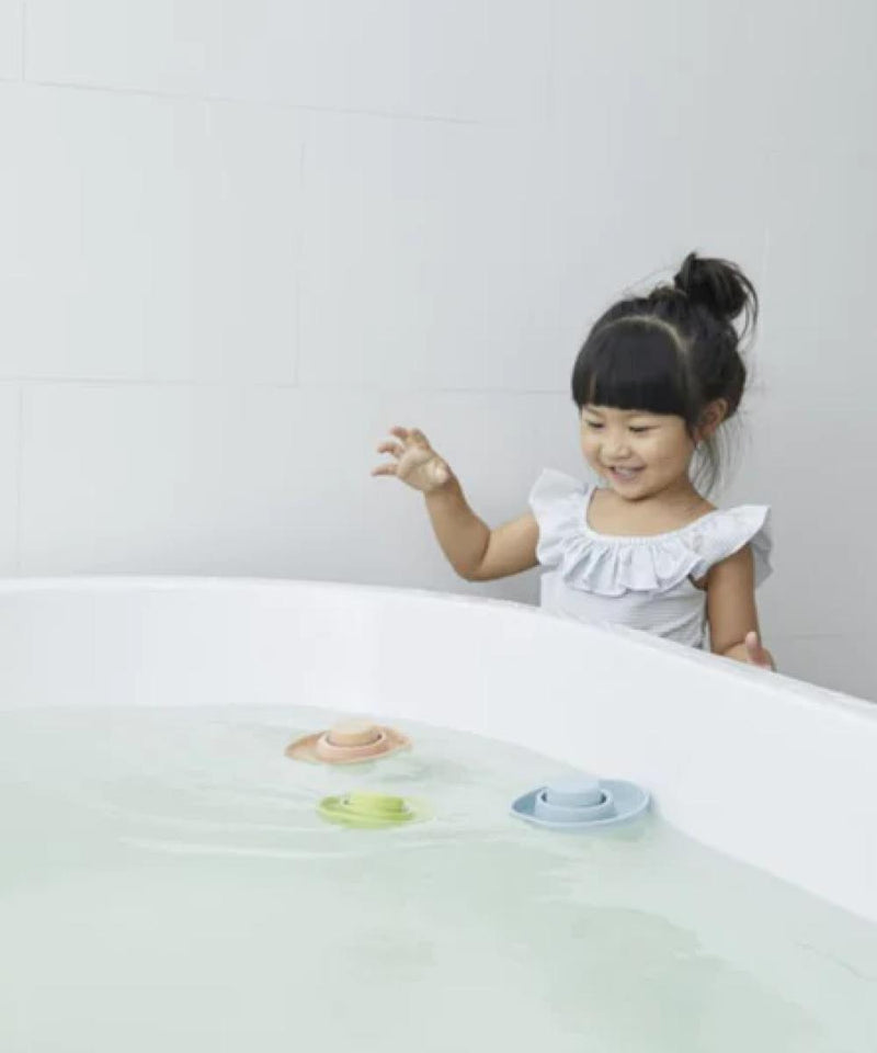 Plantoys Rubber Convertible Boat Pastel Green
